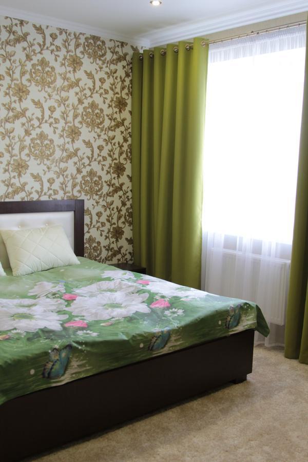 Karavan Hotell Bila Krynytsya  Eksteriør bilde