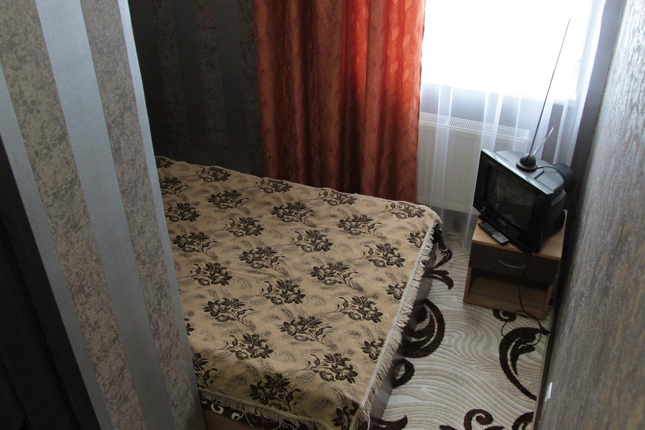 Karavan Hotell Bila Krynytsya  Eksteriør bilde