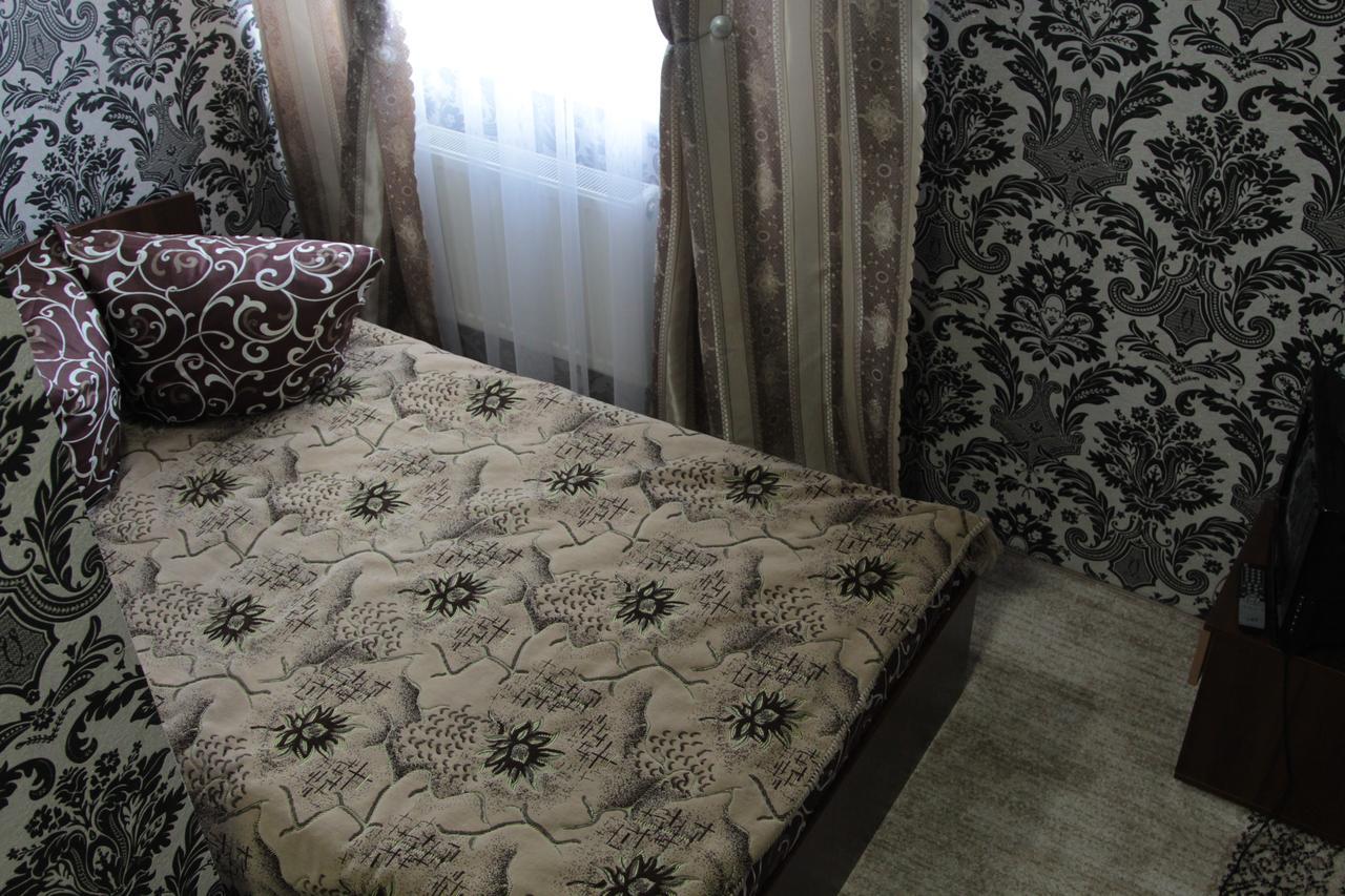 Karavan Hotell Bila Krynytsya  Eksteriør bilde