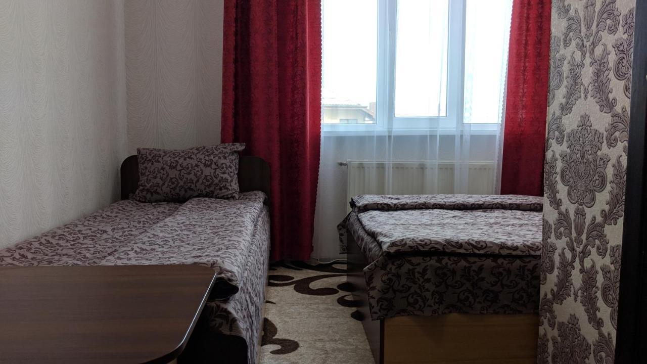 Karavan Hotell Bila Krynytsya  Eksteriør bilde