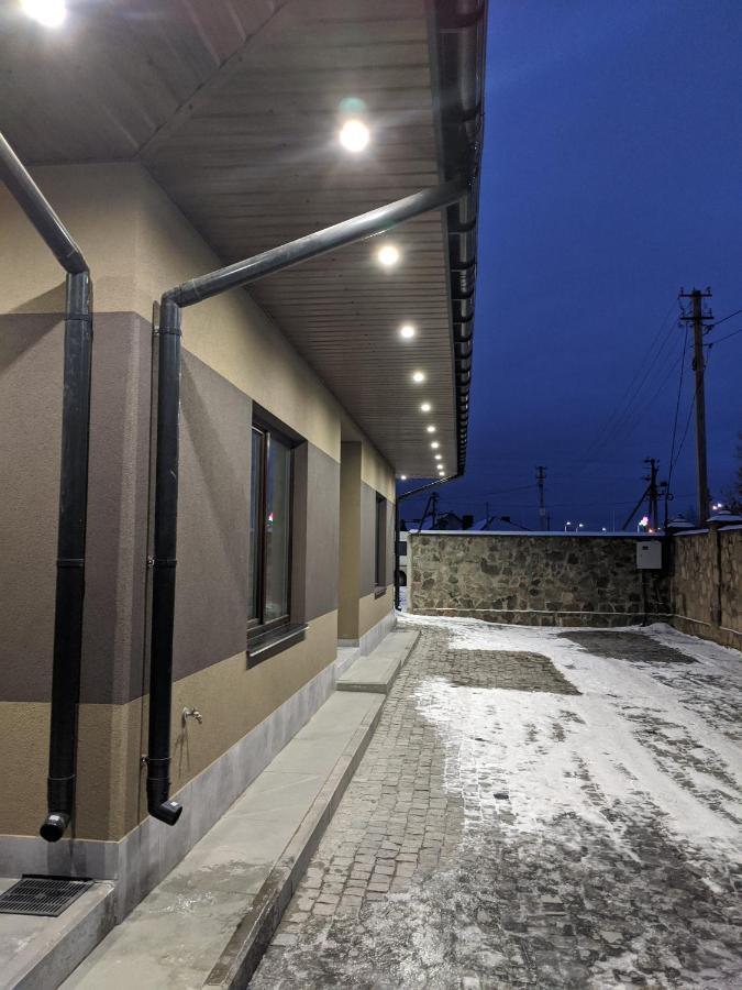 Karavan Hotell Bila Krynytsya  Eksteriør bilde