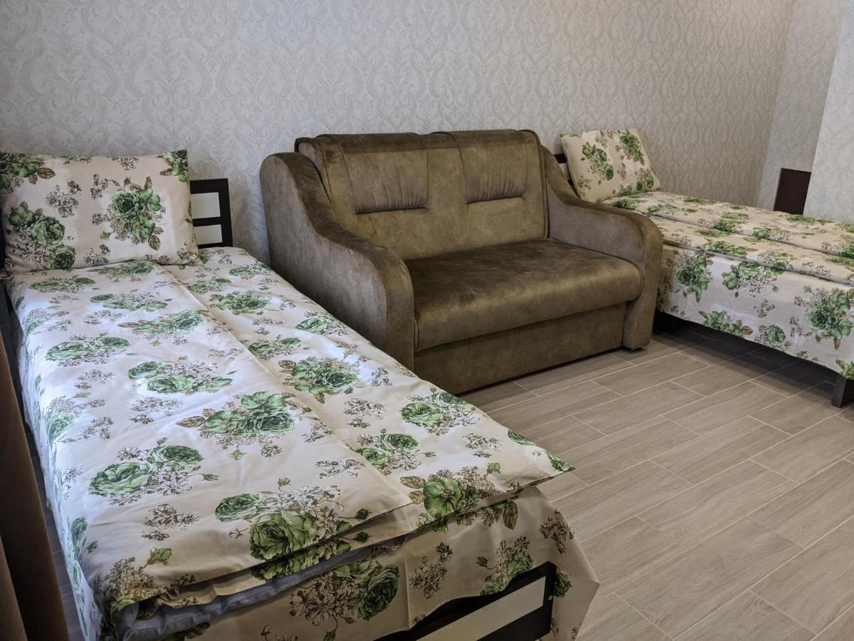 Karavan Hotell Bila Krynytsya  Eksteriør bilde